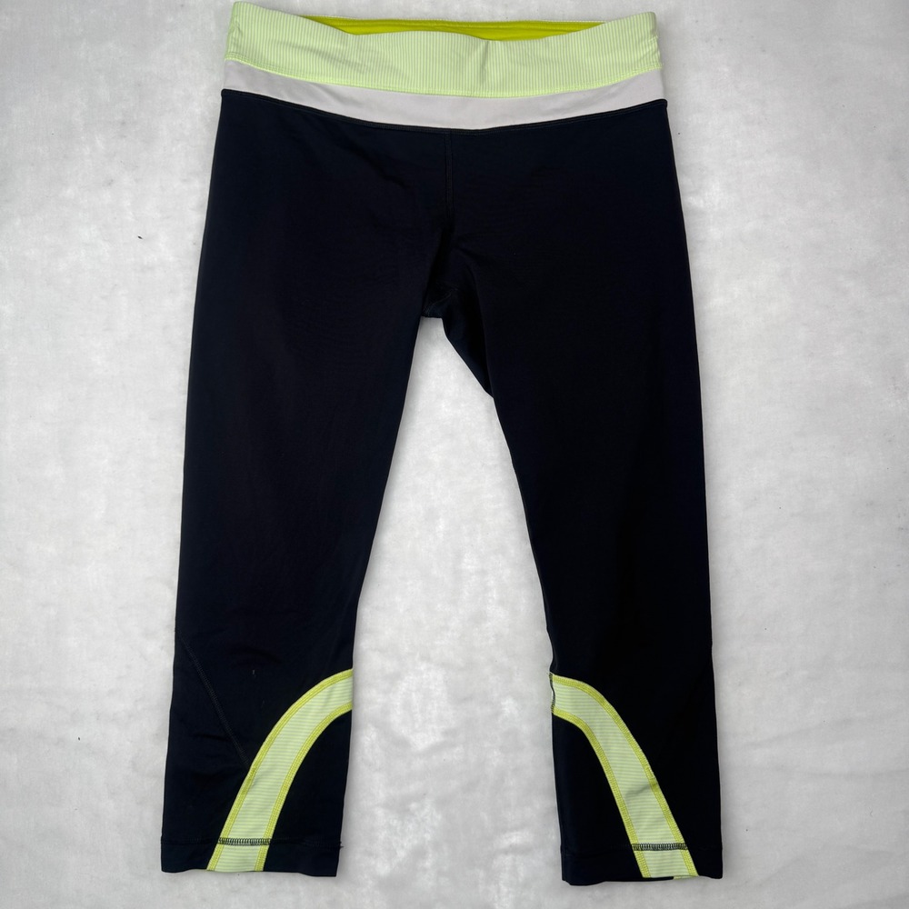 Lululemon women's Inspire Crop II Black Green size 8 Leggings